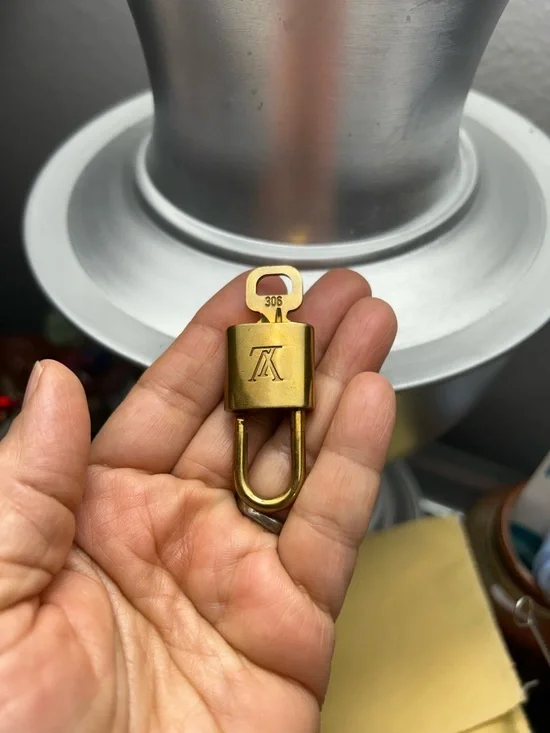 Louis Vuitton Padlock & Key #306 - Picture 6 of 8
